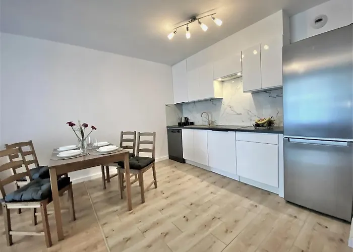 Nowy Vip Sea Gardens Przystan Letnica Morze 아파트 *